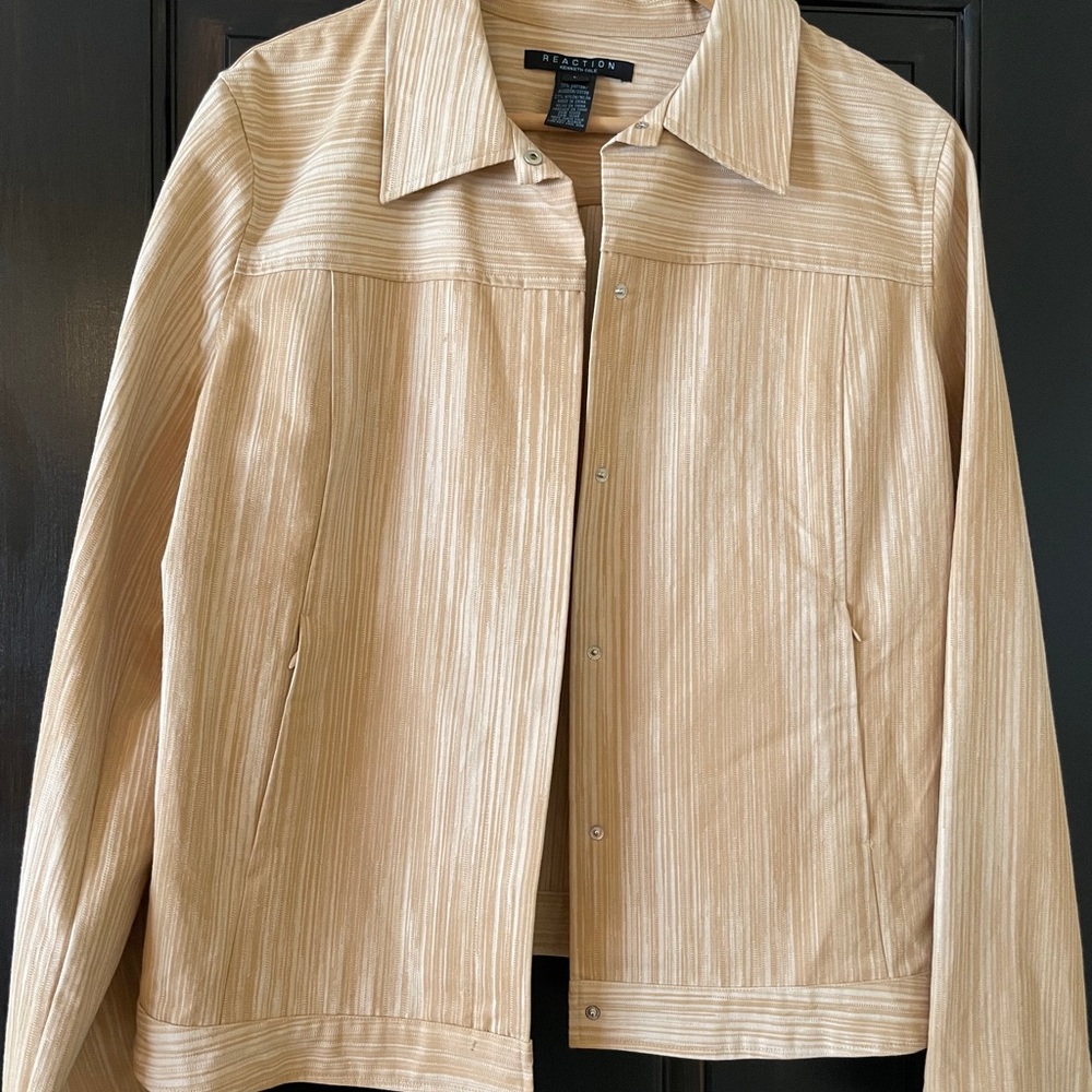 Kenneth Cole Snap front jacket